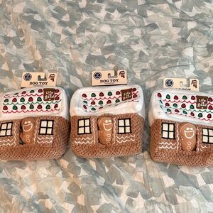 *NWT* Life is Good Hide and Seek Crinkle and Squeak Gingerbread House Dog Toy